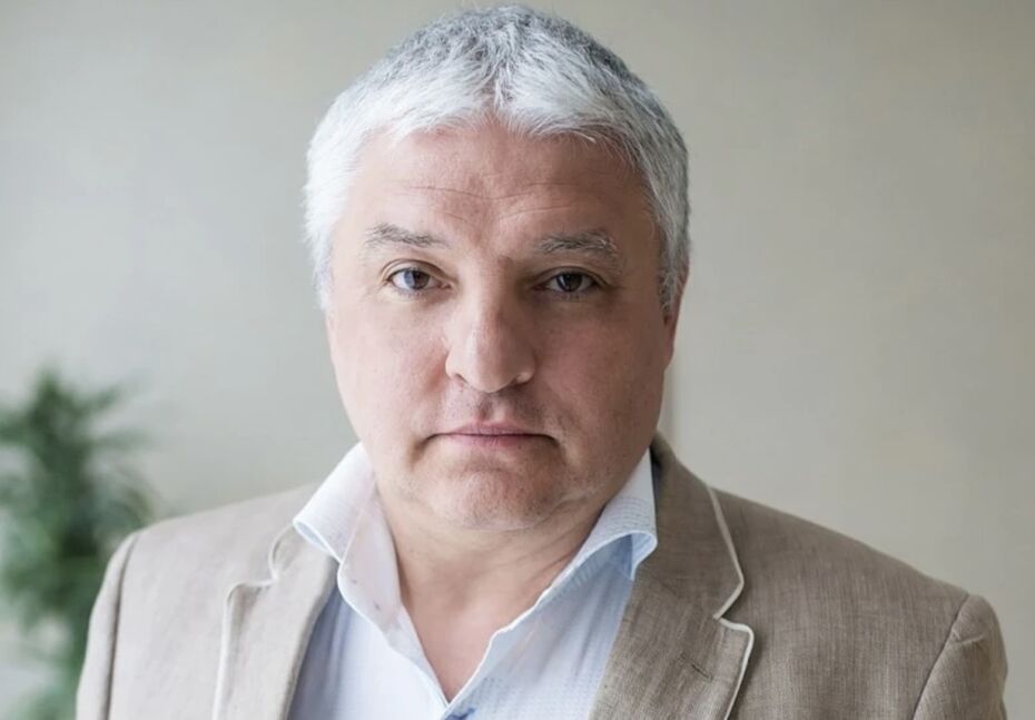 Игорь Бухаров